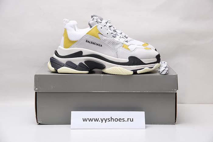 Ba*len*cia*ga 17fw triple s mens 483523-w06e3-7073
