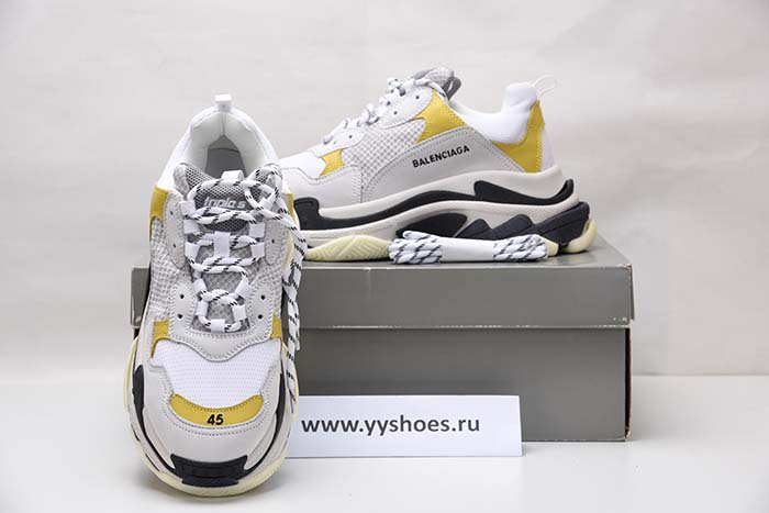 Ba*len*cia*ga 17fw triple s mens 483523-w06e3-7073