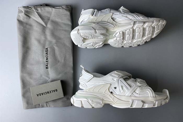 Ba*len*cia*ga track sandal