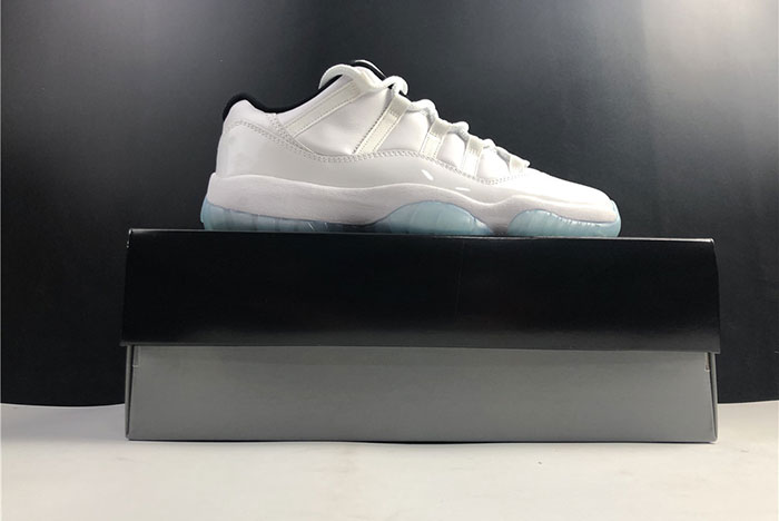 Air Jordan 11 Low”Legend Blue“ AV2187-117