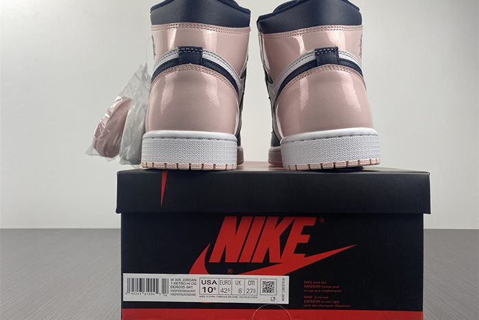 Air Jordan 1 High OG “Atmosphere”  DD9335-641