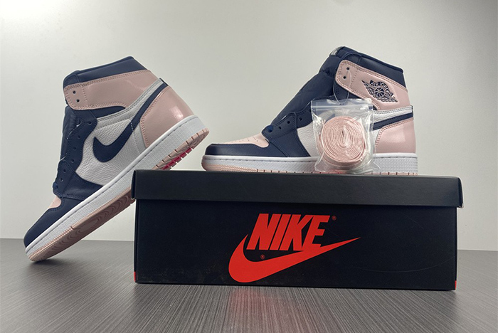 Air Jordan 1 High OG “Atmosphere”  DD9335-641