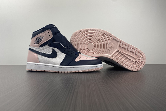 Air Jordan 1 High OG “Atmosphere”  DD9335-641