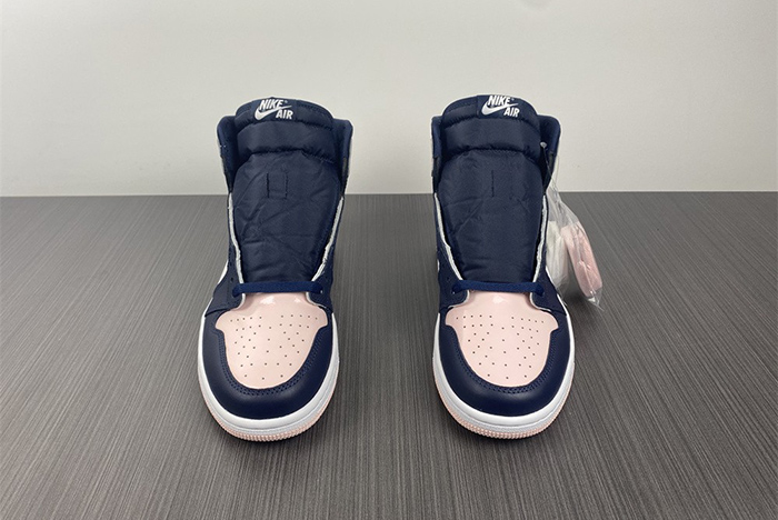 Air Jordan 1 High OG “Atmosphere”  DD9335-641