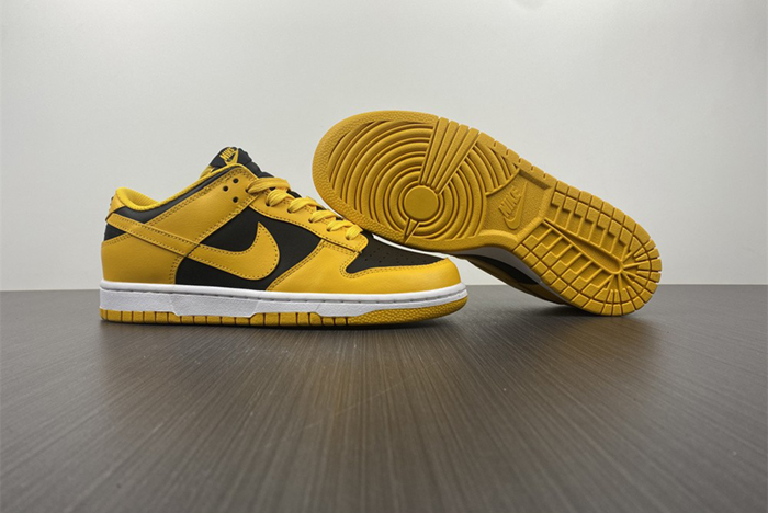 Nike Dunk Low Takes on a Familiar “Goldenrod” Colorwa  DD1391-004