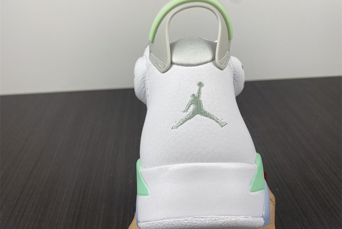 2022 women’s nike air jordan 6 “T*f*ny” dq4914-103