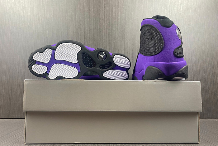 Air Jordan 13“Court Purple” DJ5982-015 reflective