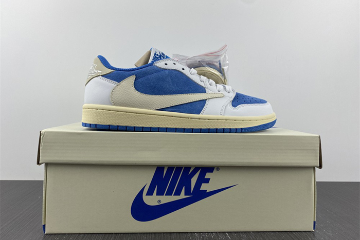 Air Jordan 1 CQ4277-212