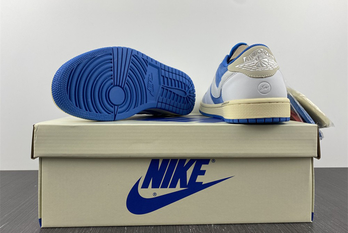 Air Jordan 1 CQ4277-212