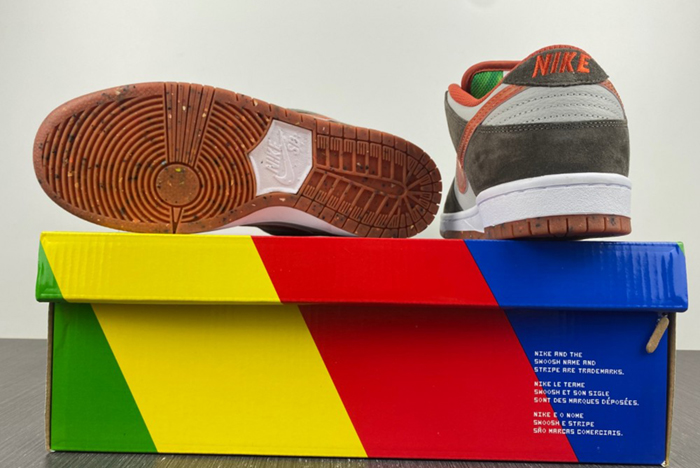 Nike SB Dunk Low Pro DH7782-001