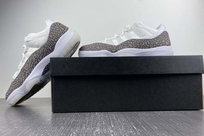 Air Jordan 11 Low WMNS “Yellow Snakeskin”  AV2187 140