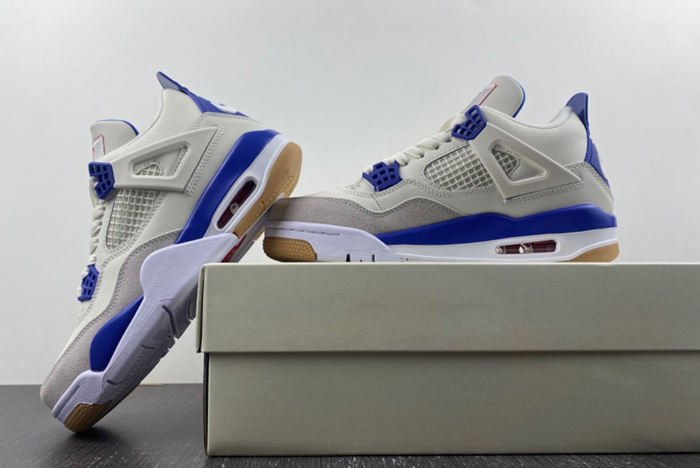 Nike SB x Air Jordan 4 ‘Pine Green’ DR5415-107
