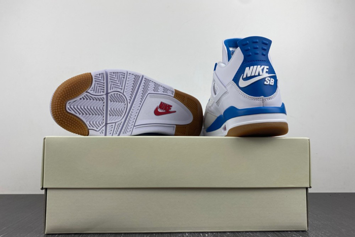 Nike SB x Air Jordan 4 ‘’ DR5415-104