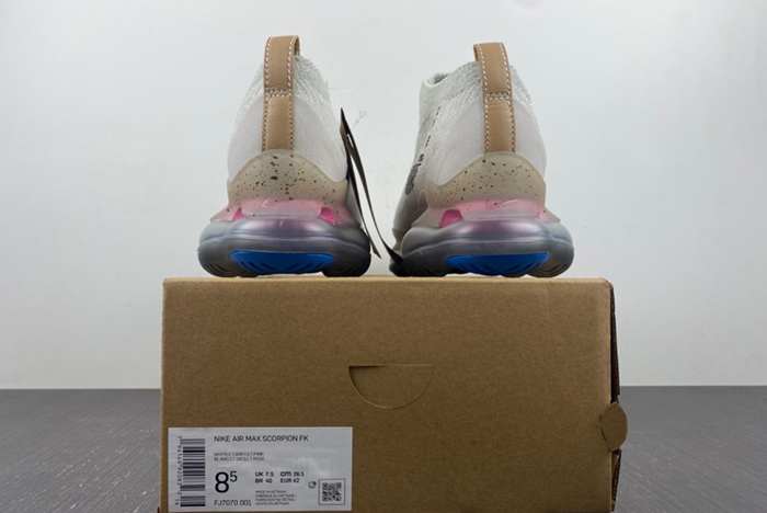Nike Air Max Scorpion  FJ7070-001