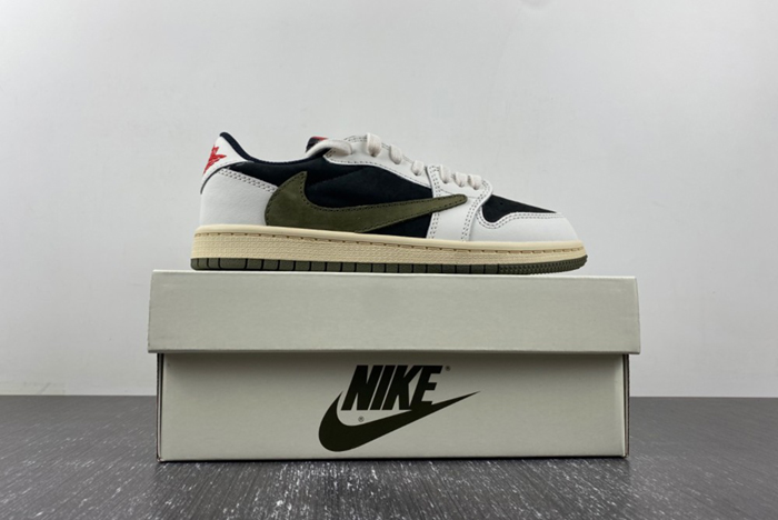 TRAVIS SCOTT X AIR JORDAN 1 LOW OG PS