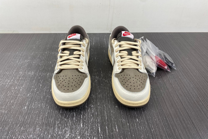 Travis Scott x Air Jordan 1 OG Low PS
