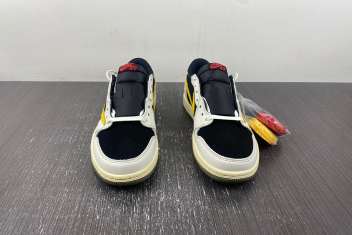 Travis Scott x Air Jordan 1 Low DM7866-982