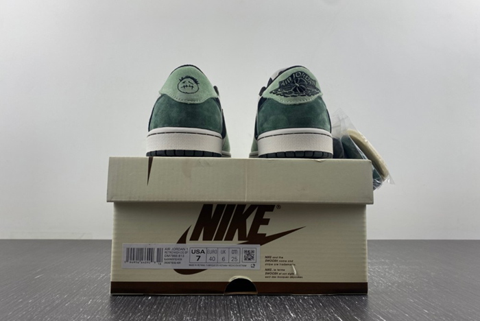 Travis Scott x Air Jordan 1 Low DM7866-813